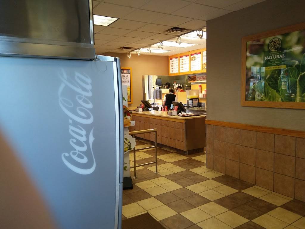 Wendys | restaurant | 9598 Ridgetop Blvd NW, Silverdale, WA 98383, USA | 3606130544 OR +1 360-613-0544