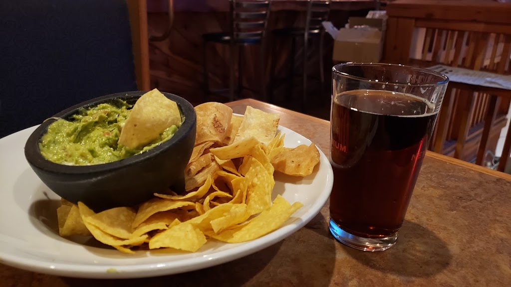 Dick’s Restaurant | restaurant | 705 Douglas Ave, Las Vegas, NM 87701, USA | 5054258261 OR +1 505-425-8261