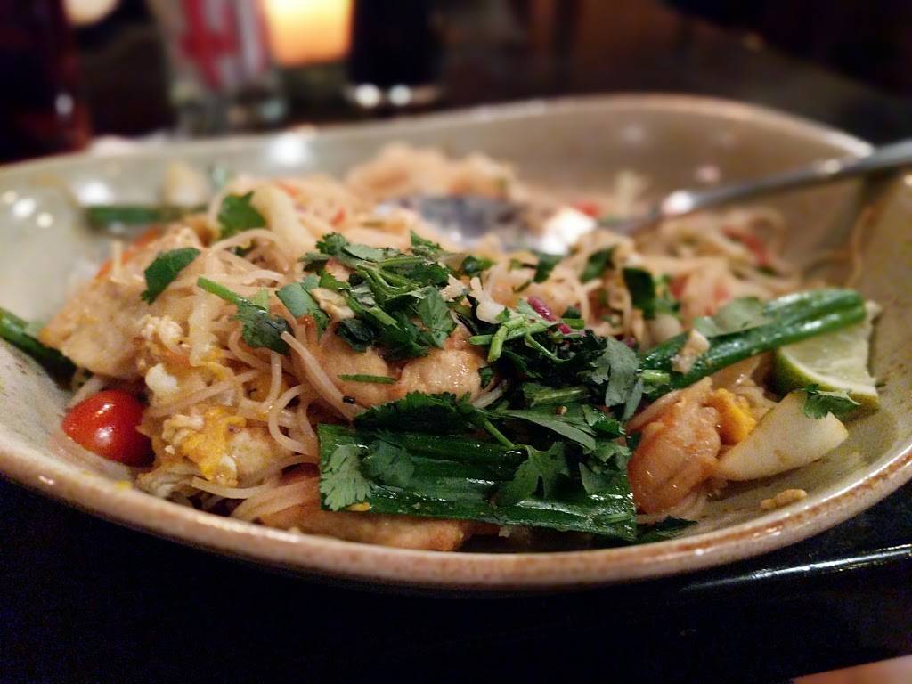 P.F. Changs | restaurant | 2500 N Mayfair Rd, Wauwatosa, WI 53226, USA | 4146071029 OR +1 414-607-1029