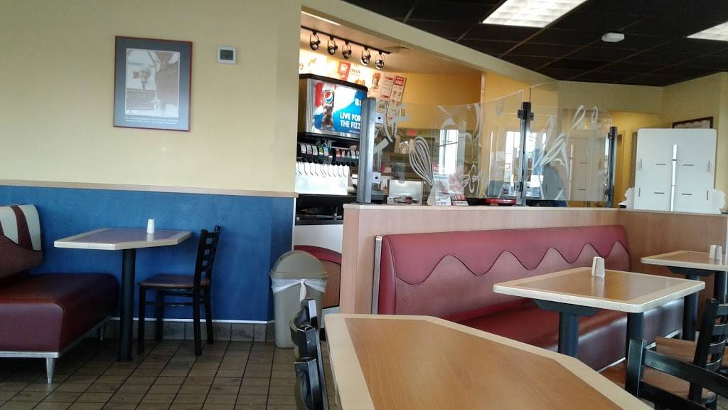 KFC | restaurant | 2003 S Hastings Way, Altoona, WI 54720, USA | 7158347181 OR +1 715-834-7181