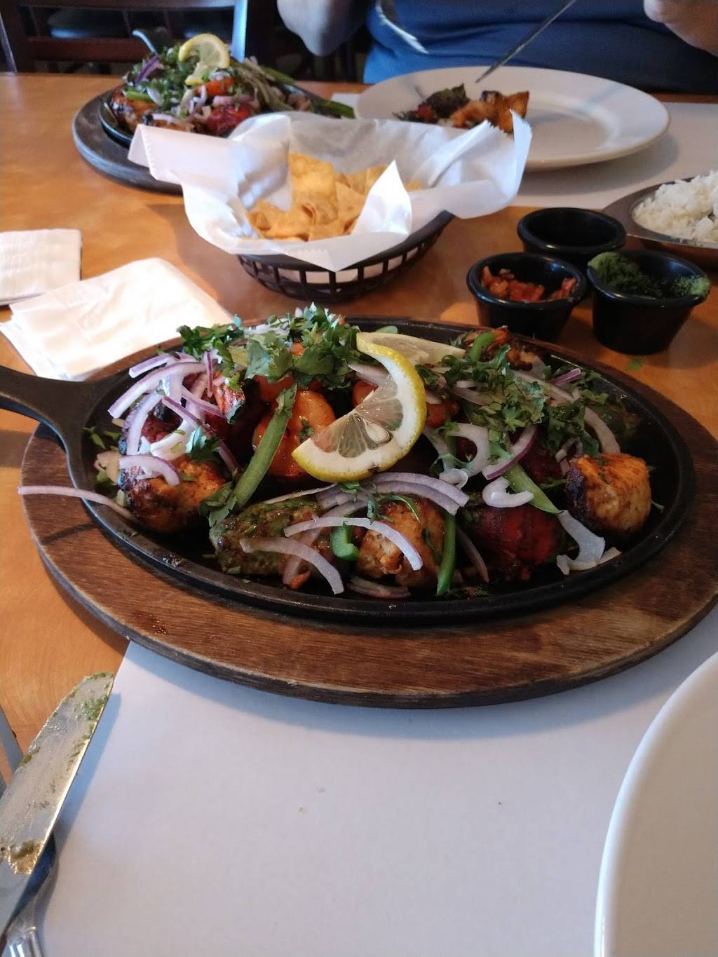 Tandoor Indian Cuisine | restaurant | 805 E Brandon Blvd, Brandon, FL 33511, USA | 8136547300 OR +1 813-654-7300