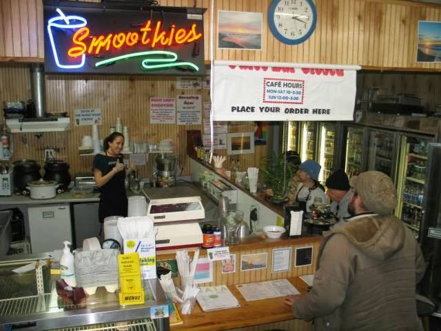 Bobs Natural Foods | restaurant | 104 W Park Ave, Long Beach, NY 11561, USA | 5168898955 OR +1 516-889-8955