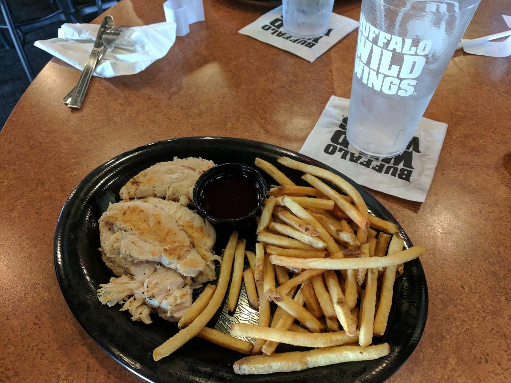 Buffalo Wild Wings | restaurant | 651 Colemans Crossing Blvd, Marysville, OH 43040, USA | 9376421452 OR +1 937-642-1452