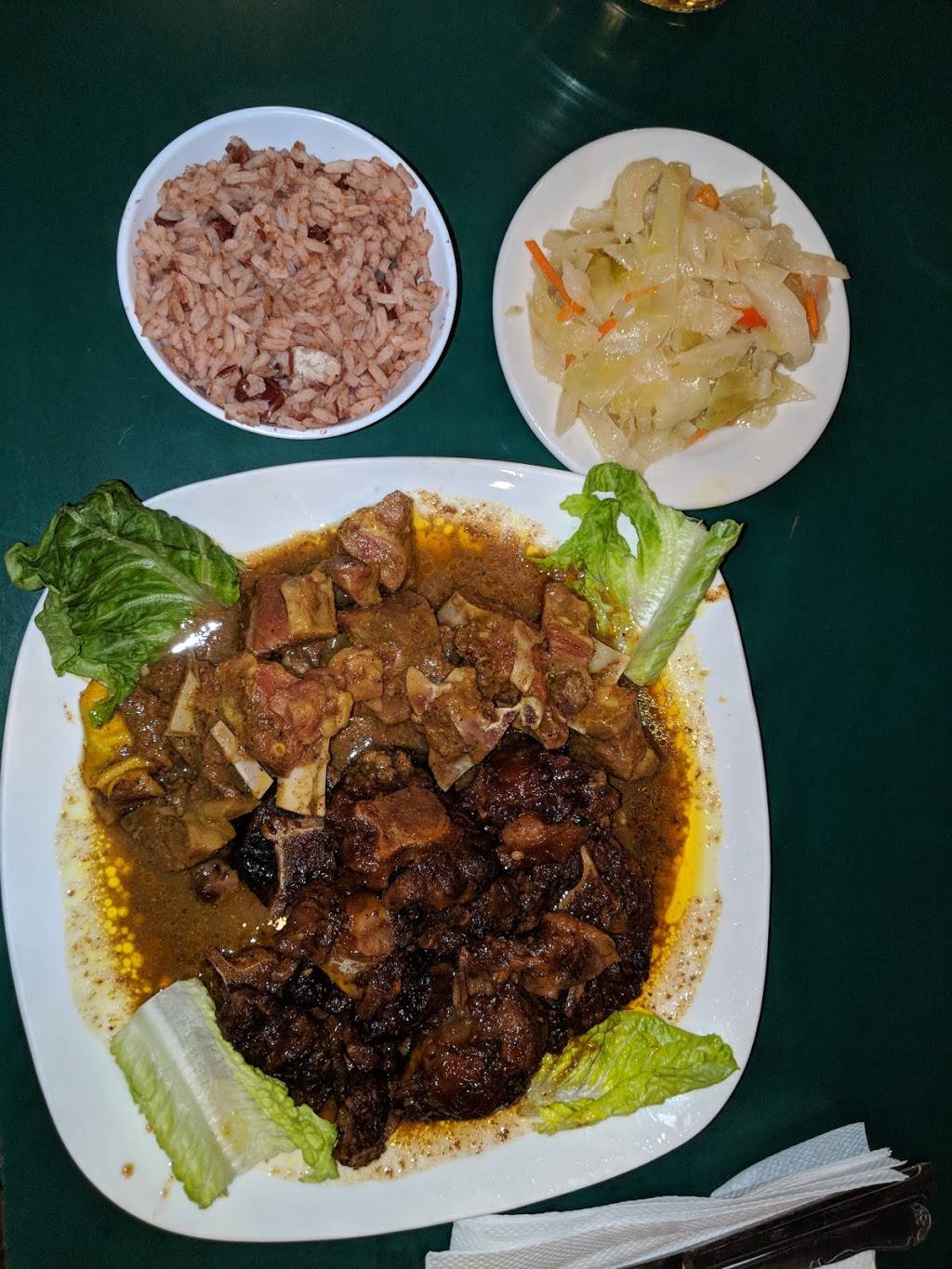 Irie Palace Authentic Jamaican Restaurant | restaurant | 8762 N Granville Rd, Milwaukee, WI 53224, USA | 4147972848 OR +1 414-797-2848