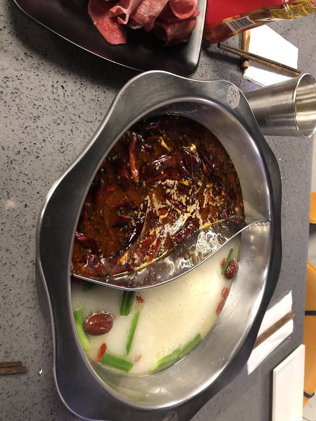 Kung Fu hot pot | restaurant | 230 E Main St Ste 207, Newark, DE 19711, USA | 3029683688 OR +1 302-968-3688