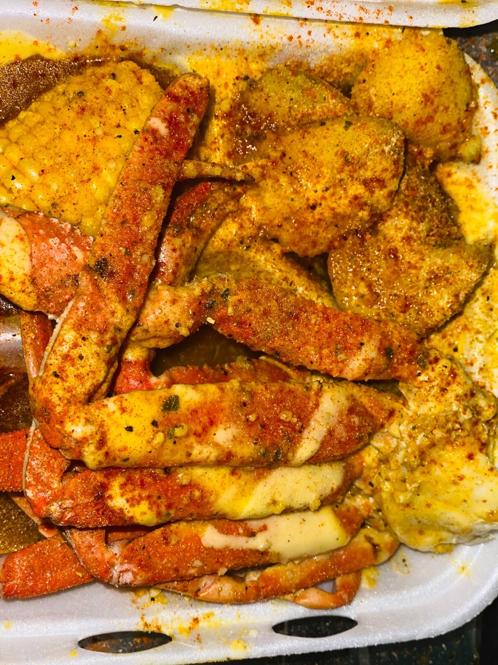 A&M SEAFOOD AND MORE | restaurant | 2805 38th Ave N, St. Petersburg, FL 33713, USA | 7273014629 OR +1 727-301-4629