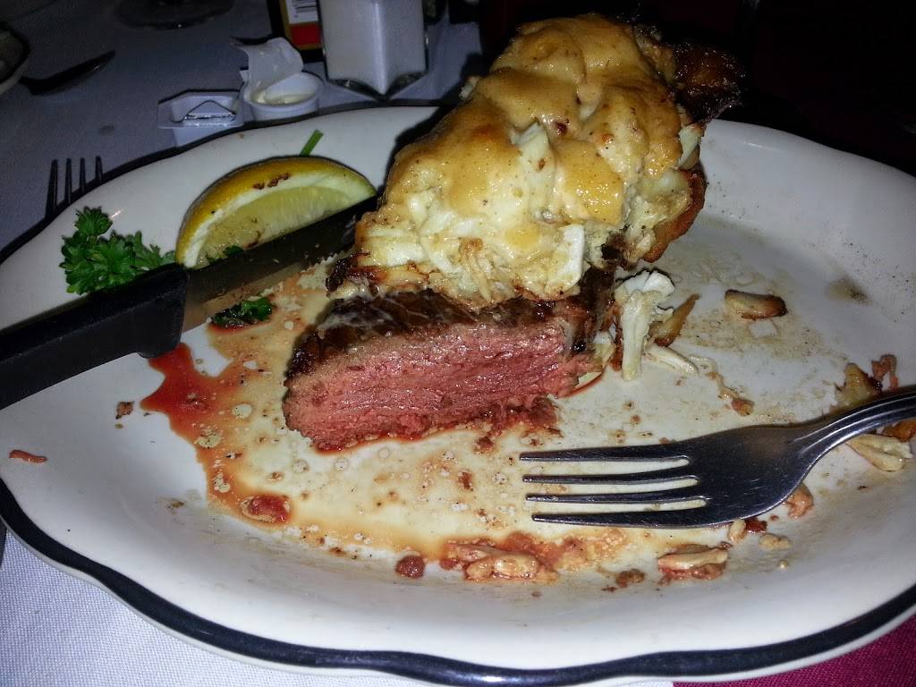 Michaels Steak & Lobster House | restaurant | 6209 Eastern Ave, Baltimore, MD 21224, USA | 4106336485 OR +1 410-633-6485