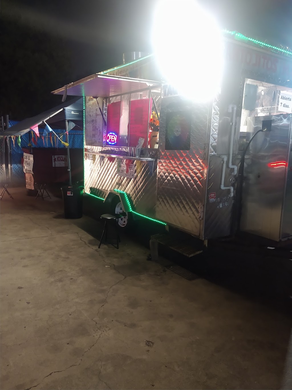 Taqueria La Sureña | restaurant | W Airport Blvd @, Hillcroft Ave, Houston, TX 77035, USA | 3463289347 OR +1 346-328-9347