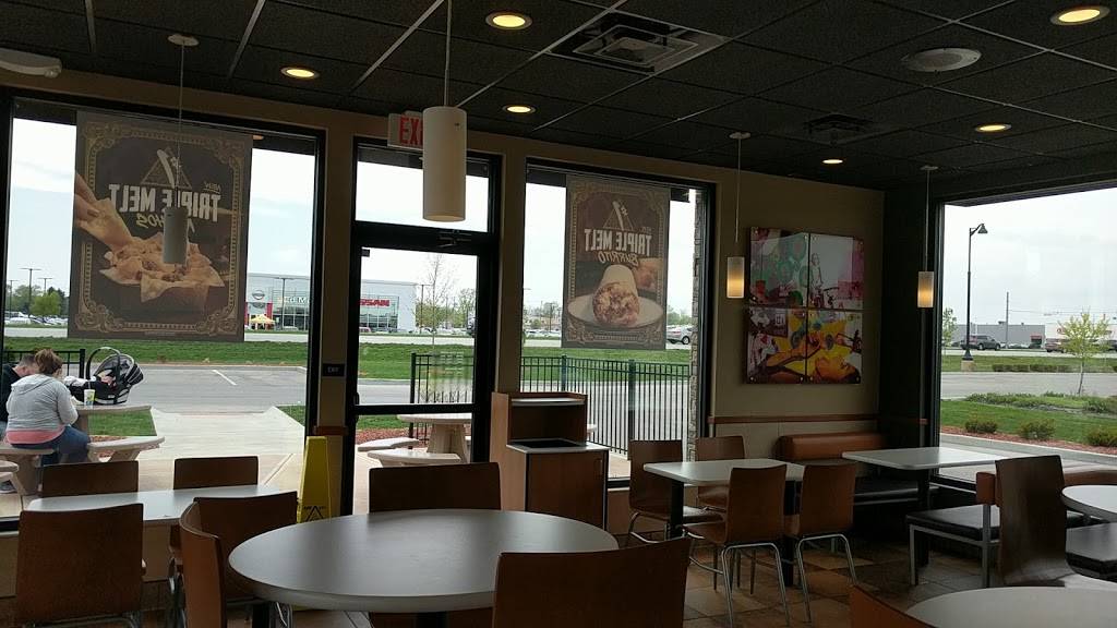 Taco Bell | meal takeaway | 13428 Bent Grass Ln, Fishers, IN 46038, USA | 3178454095 OR +1 317-845-4095