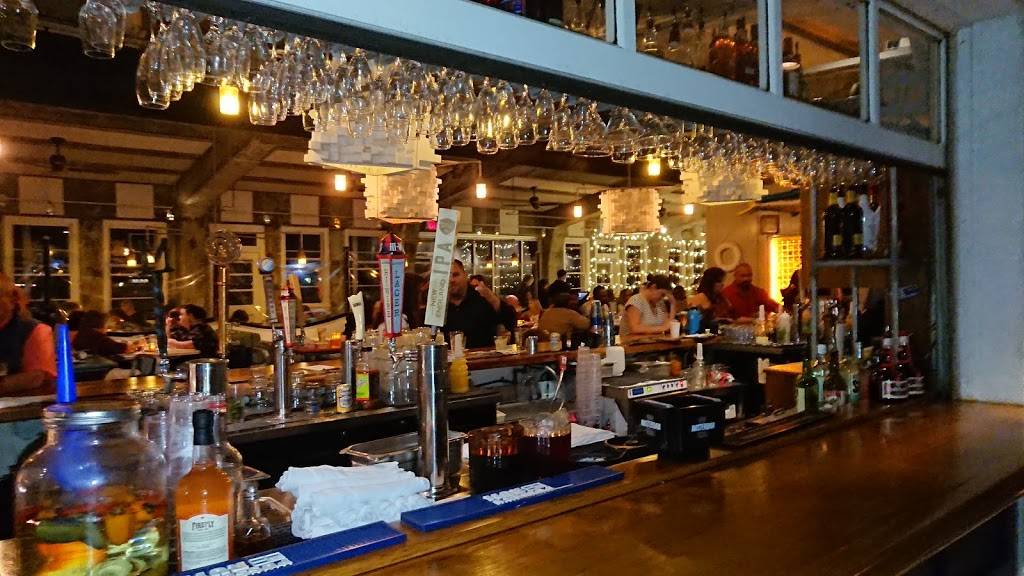 Fleet Landing Restaurant & Bar | restaurant | 186 Concord St, Charleston, SC 29401, USA | 8437228100 OR +1 843-722-8100