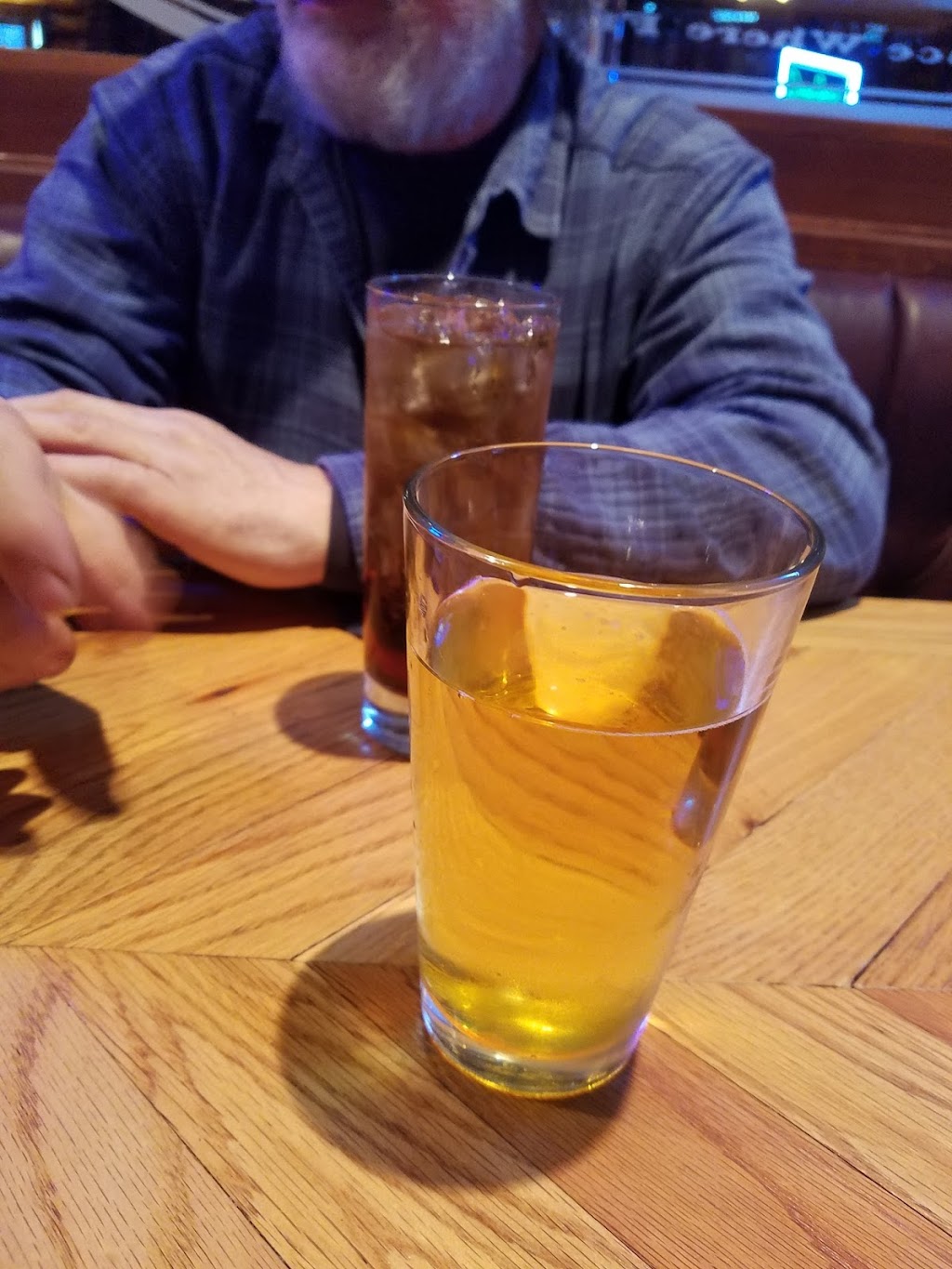 Tunnel Inn | restaurant | 402 WY-193, Banner, WY 82832, USA | 3076833297 OR +1 307-683-3297