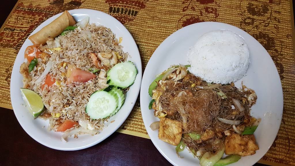 Baitong Thai restaurant | restaurant | 6934 W Military Dr, San Antonio, TX 78227, USA | 2103547677 OR +1 210-354-7677