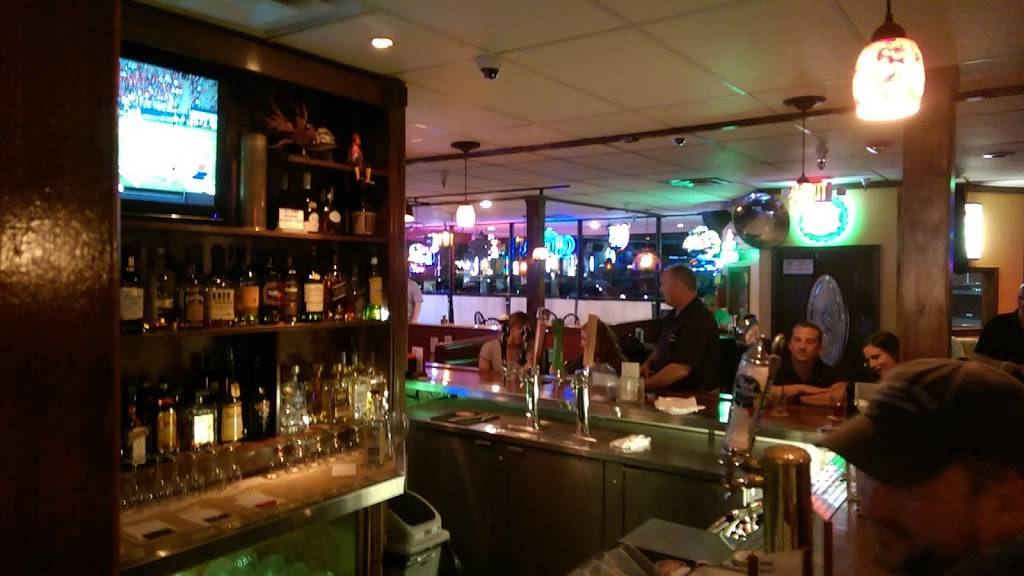 Mangy Dawgs Pub & Grill House | restaurant | 1832 West Army Trail Road, Hanover Park, IL 60133, USA | 6308372233 OR +1 630-837-2233