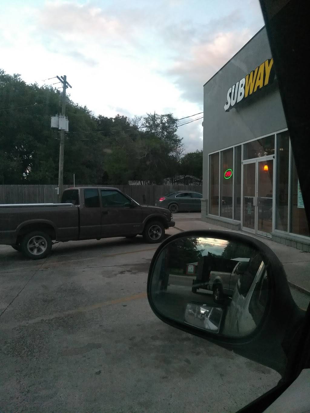 Subway | meal takeaway | 78482 LA-437, Covington, LA 70435, USA | 9858938393 OR +1 985-893-8393