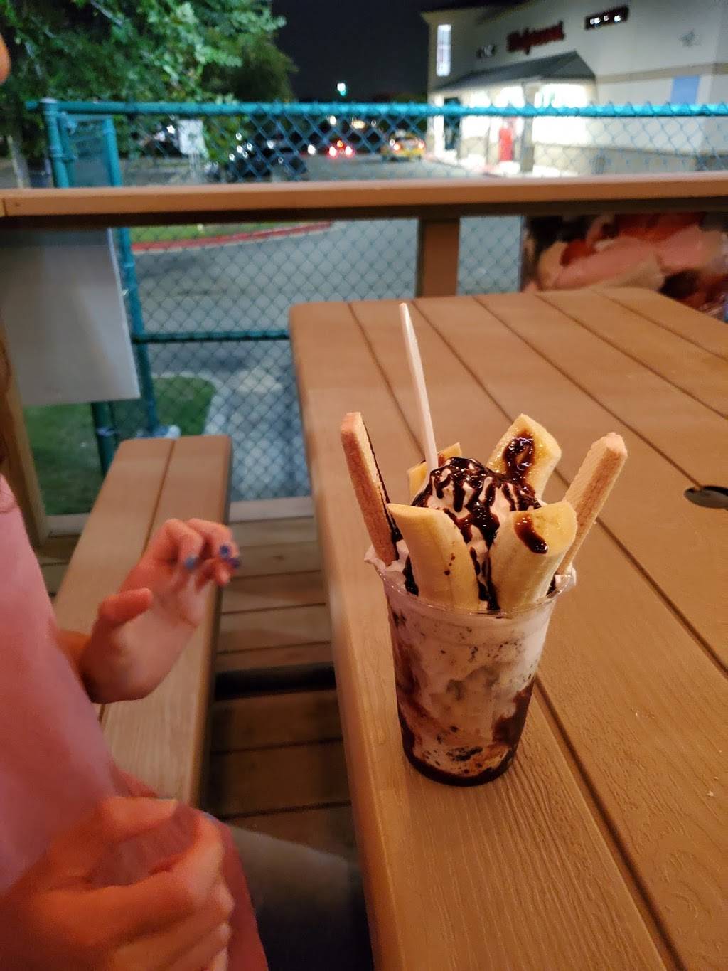 Juicy Fruits | cafe | 6739 S Congress Ave, Austin, TX 78745, USA | 5127703351 OR +1 512-770-3351