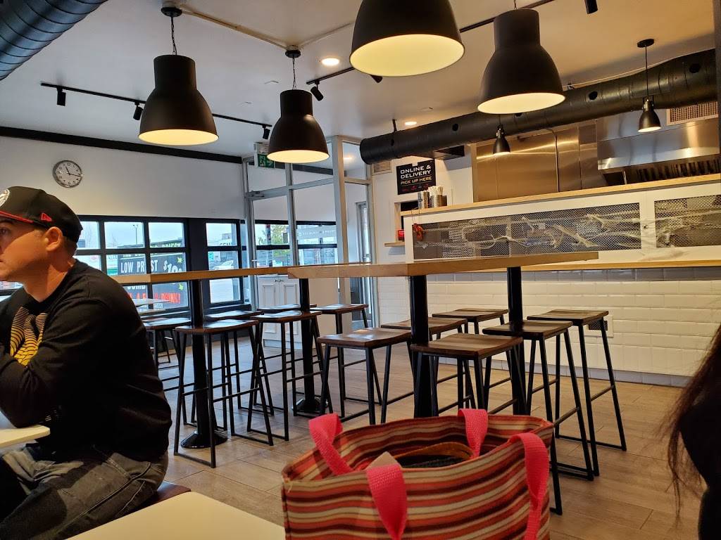 The Burgers Priest | restaurant | 1599 The Queensway, Etobicoke, ON M8Z 1T8, Canada | 4167920054 OR +1 416-792-0054