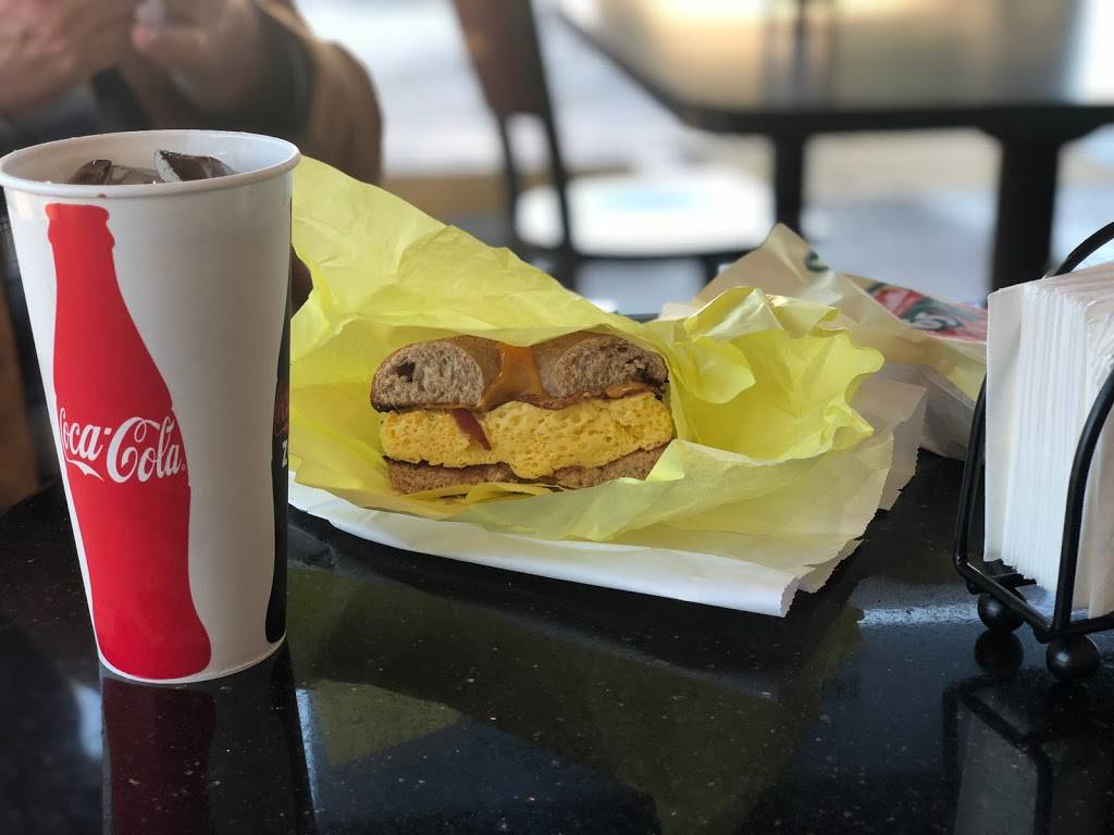 Winchells Donut House | cafe | 1501 Rosecrans St, San Diego, CA 92106, USA | 6192221653 OR +1 619-222-1653