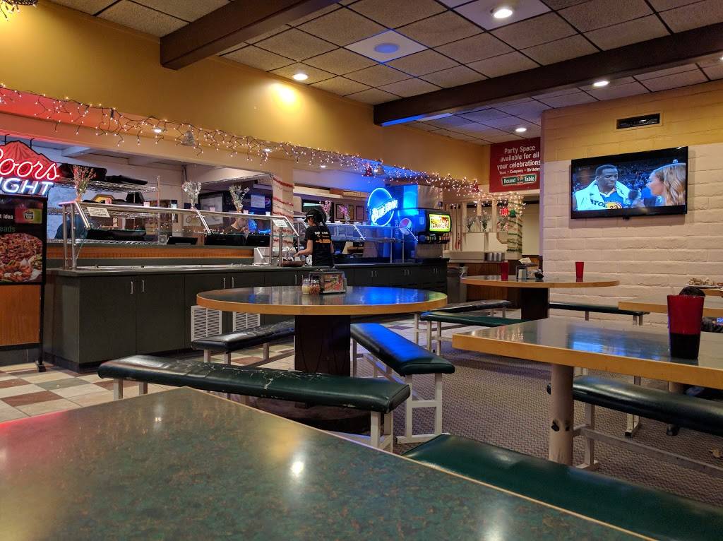 Round Table Pizza | meal delivery | 16740 Monterey Rd, Morgan Hill, CA 95037, USA | 4087796300 OR +1 408-779-6300