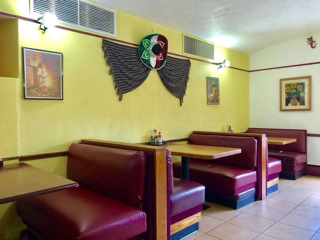 Casa Nayarit Mexican Grill | restaurant | 2930 South Park Rd, Bethel Park, PA 15102, USA | 4128331005 OR +1 412-833-1005