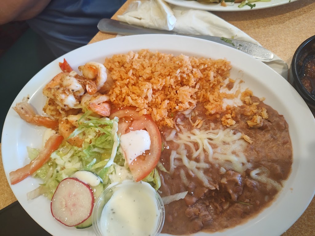 Los Mitotes | restaurant | 11965 Cactus Rd, Adelanto, CA 92301, USA | 7609984277 OR +1 760-998-4277