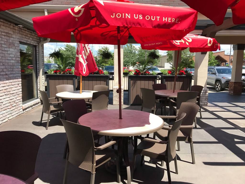 Slim & Chubbys Strongsville | restaurant | 12492 Prospect Rd, Strongsville, OH 44149, USA | 4405727546 OR +1 440-572-7546