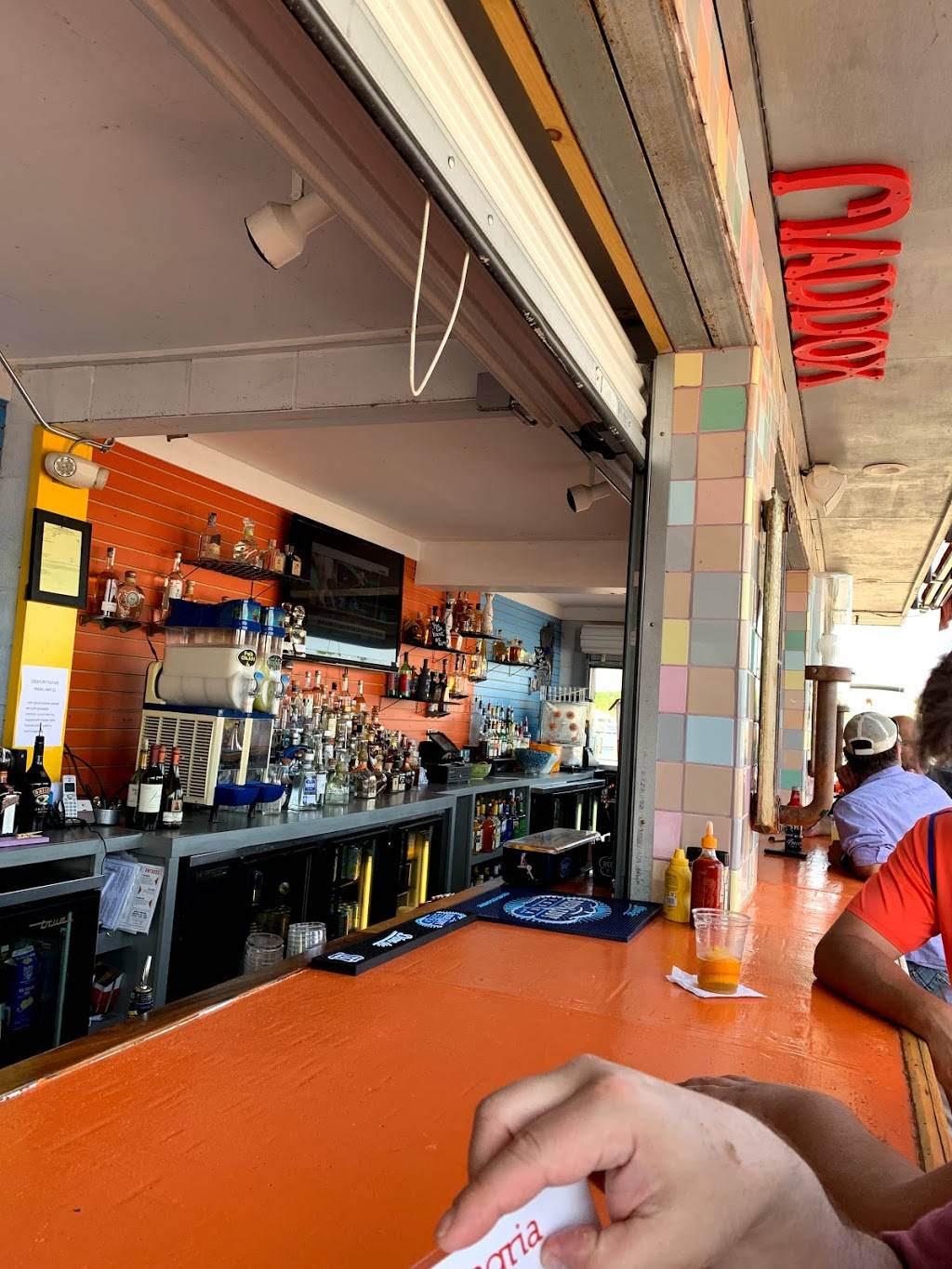 Lolos Bar & Grill | restaurant | 1862 Ottawa Beach Rd, Holland, MI 49424, USA | 6167862210 OR +1 616-786-2210