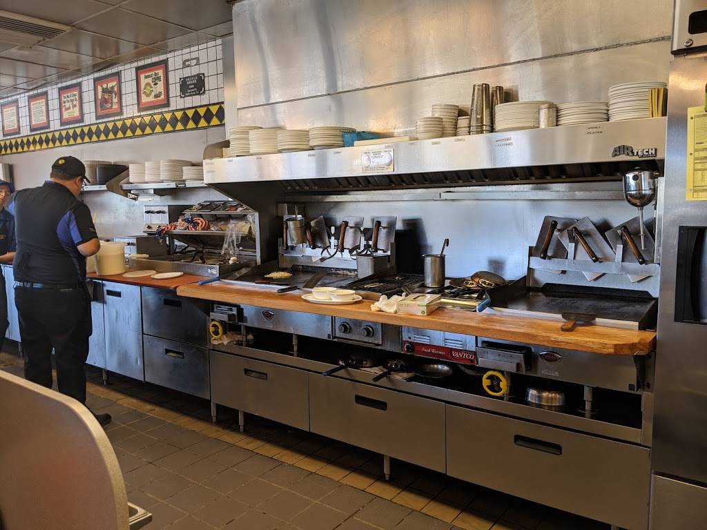 Waffle House | meal takeaway | 1021 Dillerville Rd, Lancaster, PA 17603, USA | 7172939036 OR +1 717-293-9036