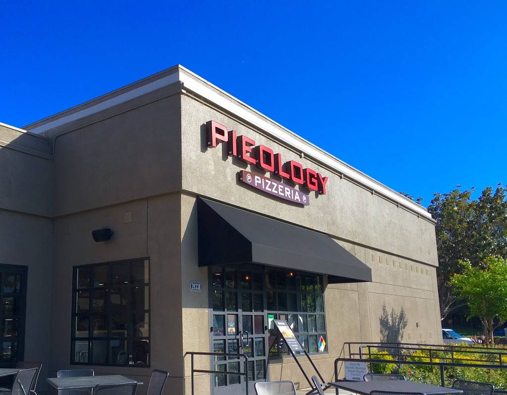 Pieology Pizzeria Gateway Plaza, Fremont, CA | restaurant | GATEWAY PLAZA, 39338 Paseo Padre Pkwy, Fremont, CA 94538, USA | 5104942001 OR +1 510-494-2001