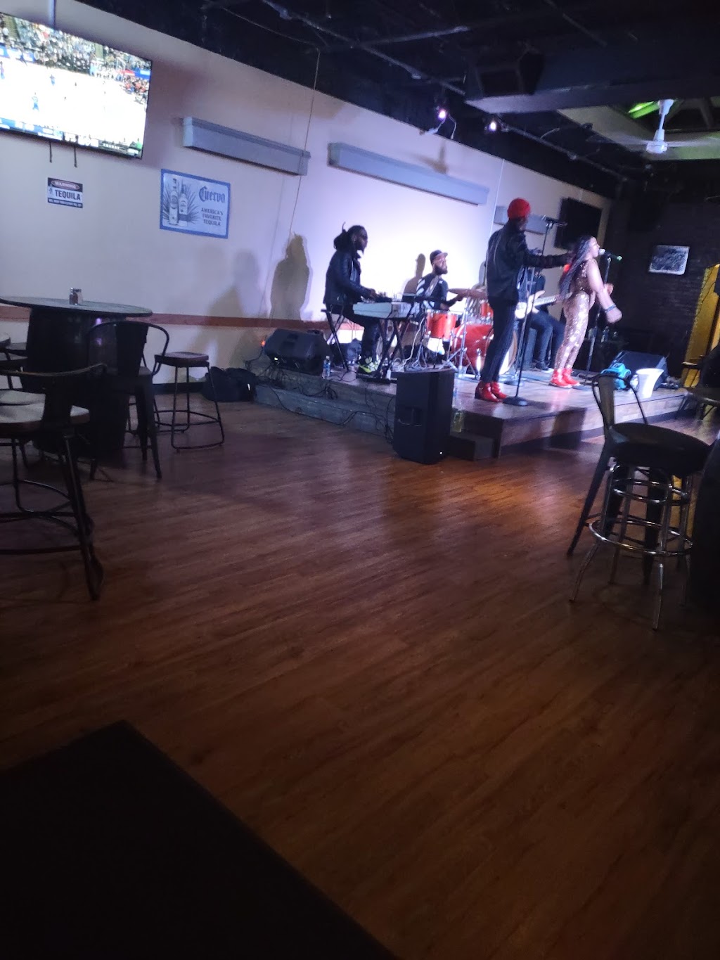 Electric Tequila Bar & Grill | restaurant | 1720 Battleground Ave, Greensboro, NC 27408, USA | 3366462205 OR +1 336-646-2205