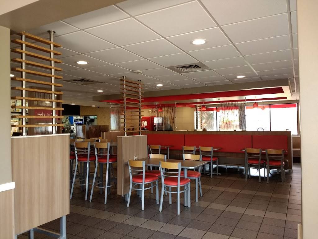 Burger King | restaurant | 186 Prospect Ave, Hartford, CT 06106, USA | 8602360029 OR +1 860-236-0029