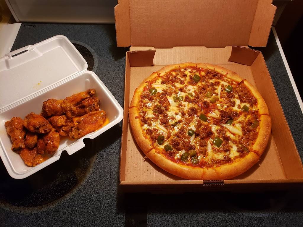 Nickys Pizzeria | restaurant | 1916 McCartney Rd, Campbell, OH 44405, USA | 3307470381 OR +1 330-747-0381