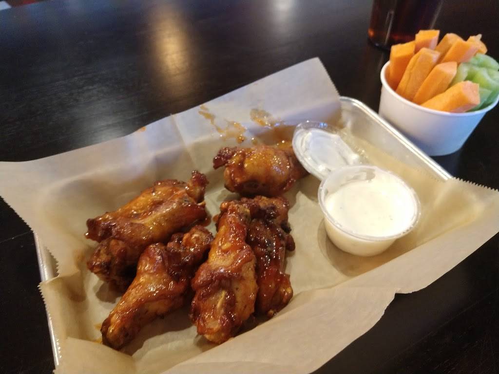 Round Table Pizza-Wings-Brew | meal delivery | 629 San Ramon Valley Blvd, Danville, CA 94526, USA | 9258204000 OR +1 925-820-4000