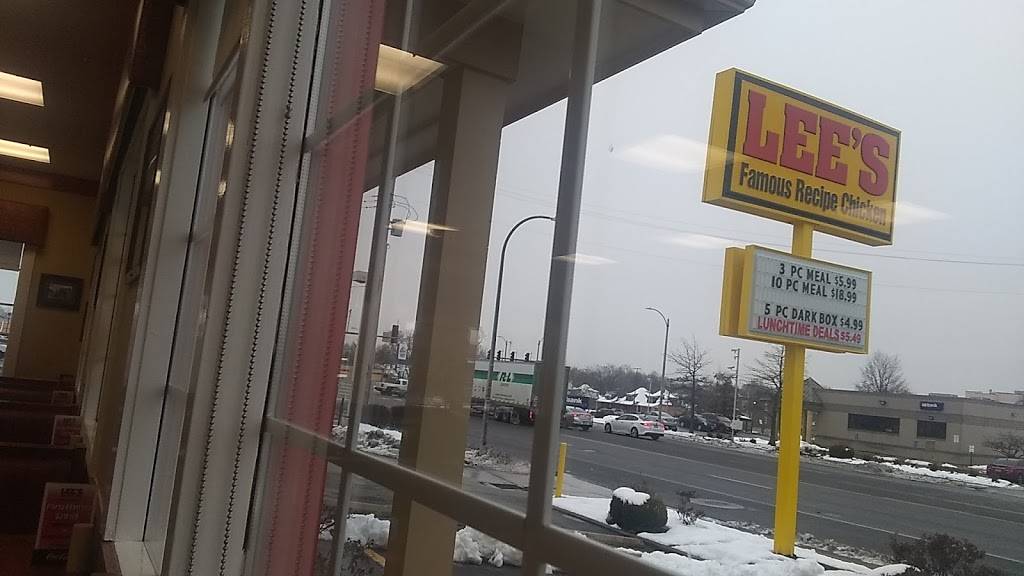 Lees Famous Recipe Chicken | restaurant | 5023 Natural Bridge Ave, St. Louis, MO 63115, USA | 3143814048 OR +1 314-381-4048
