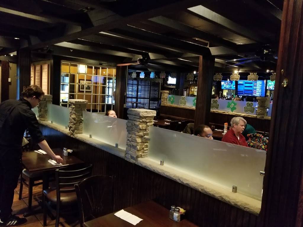 Shooter McGees | restaurant | 5239 Duke St, Alexandria, VA 22304, USA | 7037519266 OR +1 703-751-9266