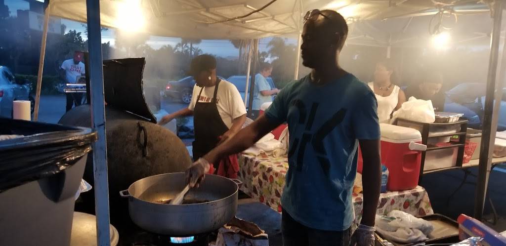 Da Grill | restaurant | 6760 Lantana Rd, Lake Worth, FL 33467, USA | 5619099393 OR +1 561-909-9393