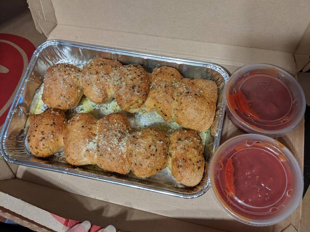 Pizza Hut | meal takeaway | 50 Towne Square Way, Pittsburgh, PA 15227, USA | 4128854404 OR +1 412-885-4404