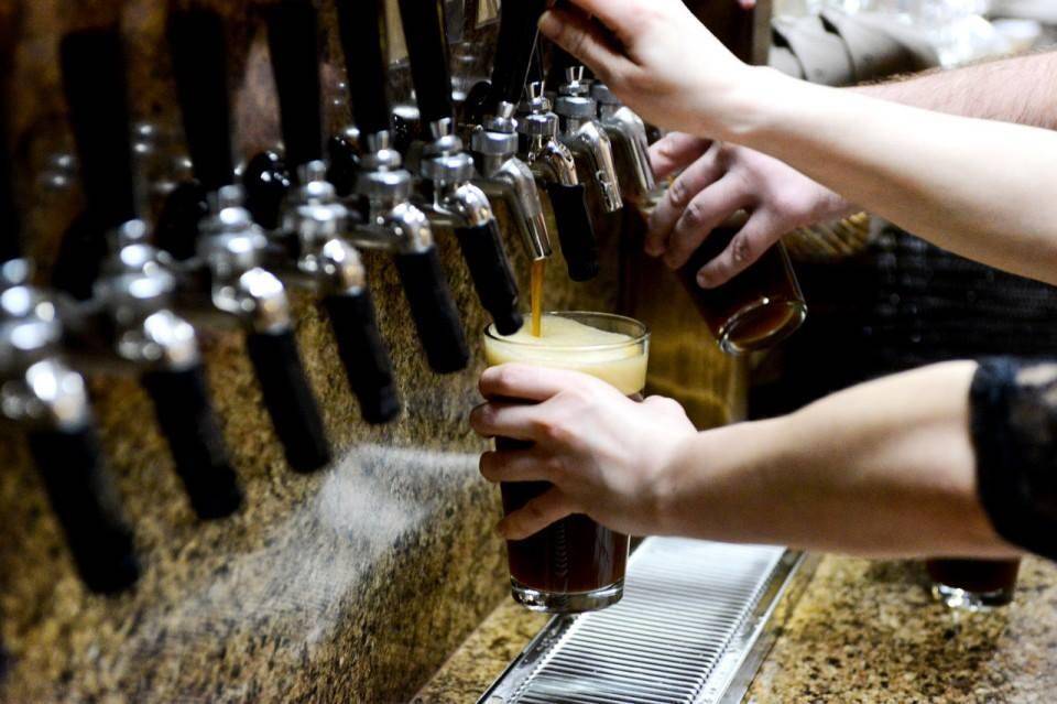 Kitzingen Brewery | restaurant | 1760 44th St SW Suite 8, Wyoming, MI 49519, USA | 6168055077 OR +1 616-805-5077