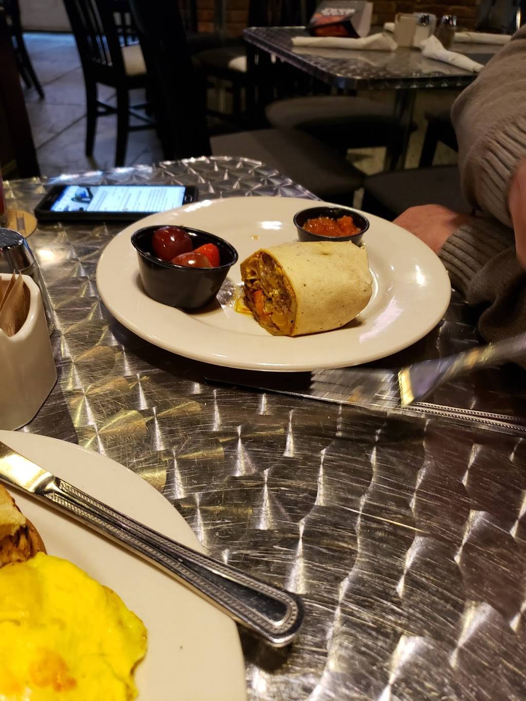 The Oliver House | restaurant | 27 Broadway St, Toledo, OH 43604, USA | 4192431302 OR +1 419-243-1302