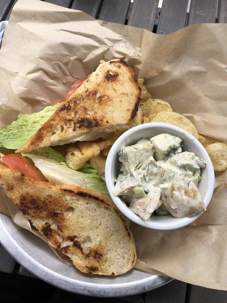 The Leaning Pear | restaurant | 111 River Rd, Wimberley, TX 78676, USA | 5128477327 OR +1 512-847-7327