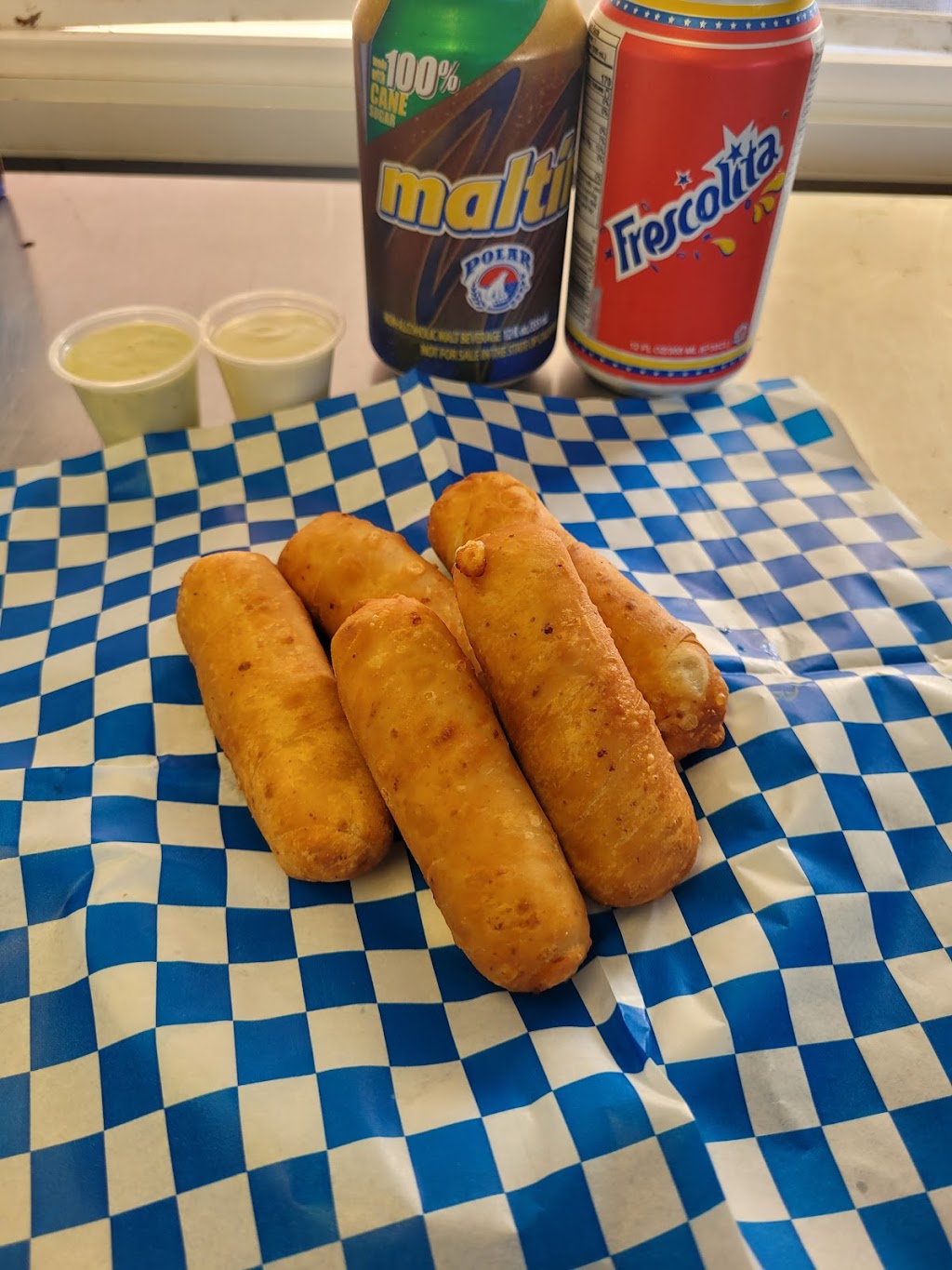 Leles snack corp | restaurant | 11205 Orange Blossom Trail, Orlando, FL 32837, USA | 7864284048 OR +1 786-428-4048