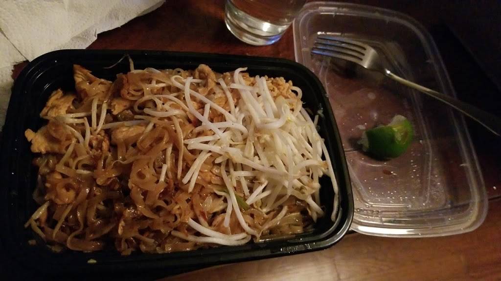 Classic Thai Cuisine | restaurant | 7202 SE Milwaukie Ave, Portland, OR 97202, USA | 5032368116 OR +1 503-236-8116