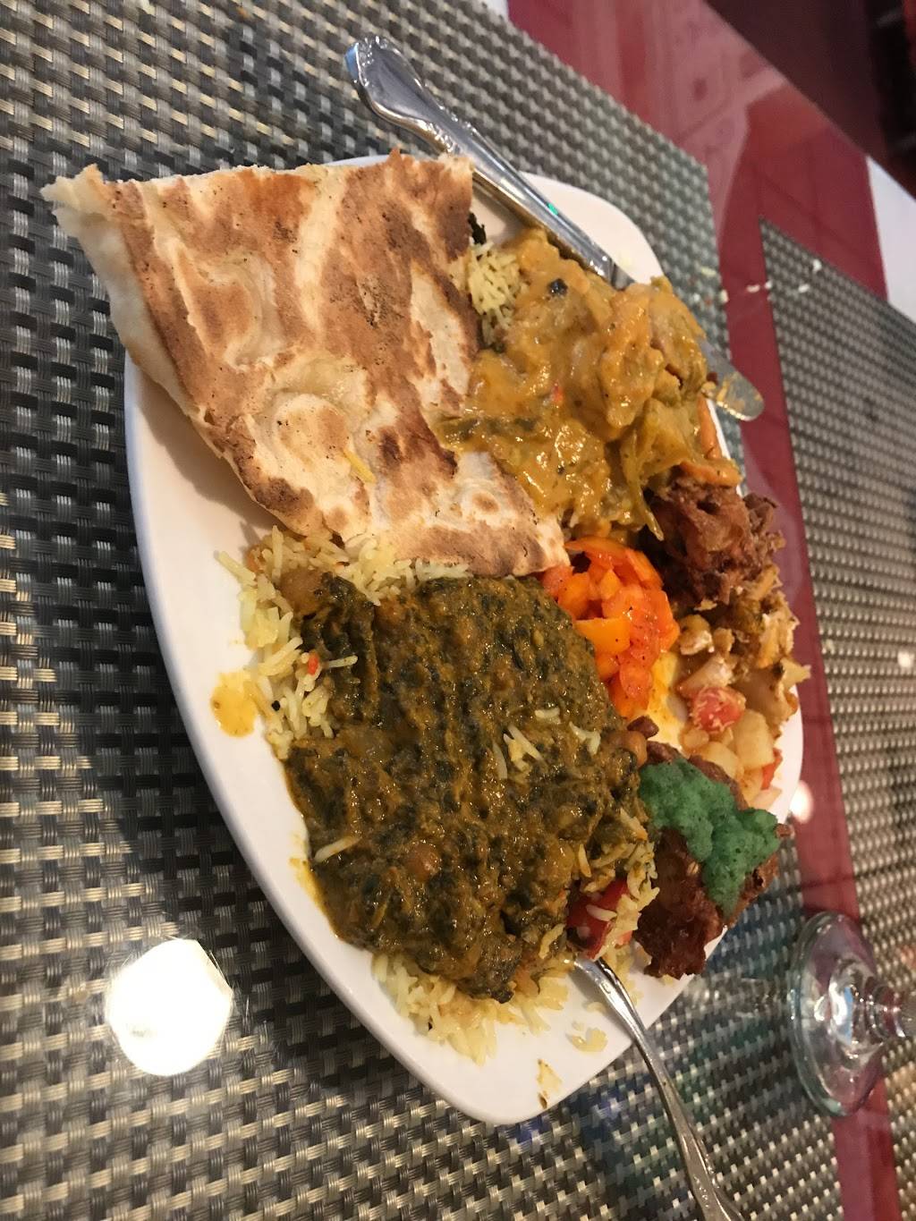 Clay Oven Indian Restaurant | restaurant | 12567 Shelbyville Rd, Louisville, KY 40223, USA | 5022544363 OR +1 502-254-4363