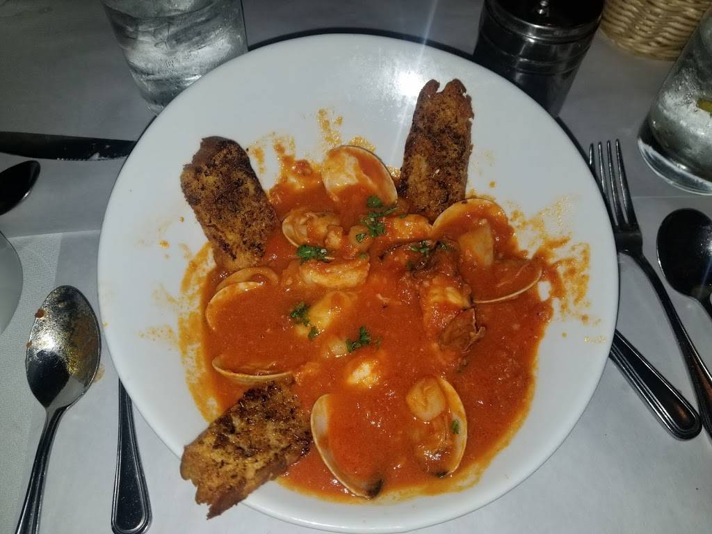 Lucerne Italian Restaurant | restaurant | 868 Arneill Rd, Camarillo, CA 93010, USA | 8053835777 OR +1 805-383-5777