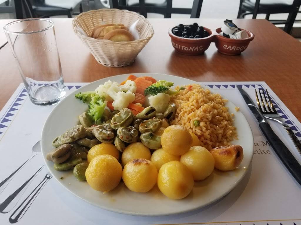 Churrasqueira Estrela Inc | restaurant | 2275 Keele St, North York, ON M6M 3Z6, Canada | 4162481918 OR +1 416-248-1918