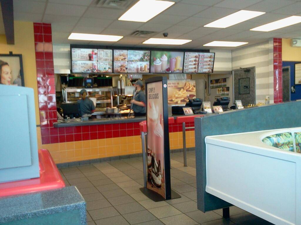 Burger King | restaurant | 683 W Market St, Tiffin, OH 44883, USA | 4194488915 OR +1 419-448-8915