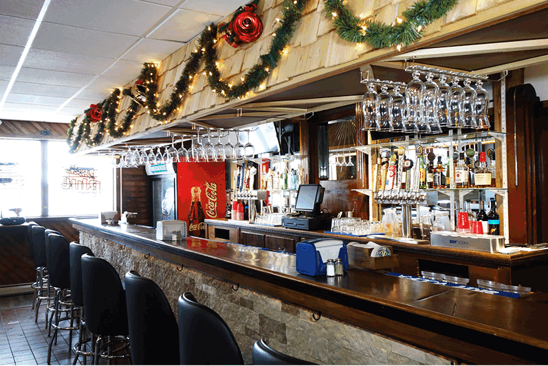 Roadhouse 698 | restaurant | 7495 Rte 6N, Edinboro, PA 16412, USA | 8142502080 OR +1 814-250-2080