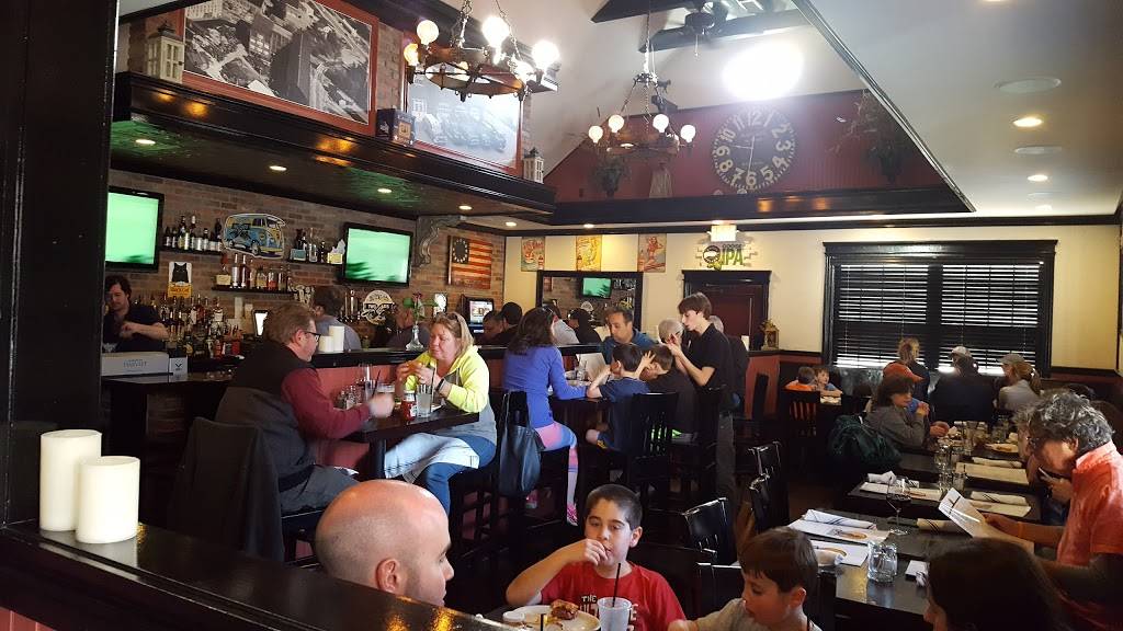 Black Cat Grille | restaurant | 58 Redding Rd, Redding, CT 06896, USA | 2035871276 OR +1 203-587-1276