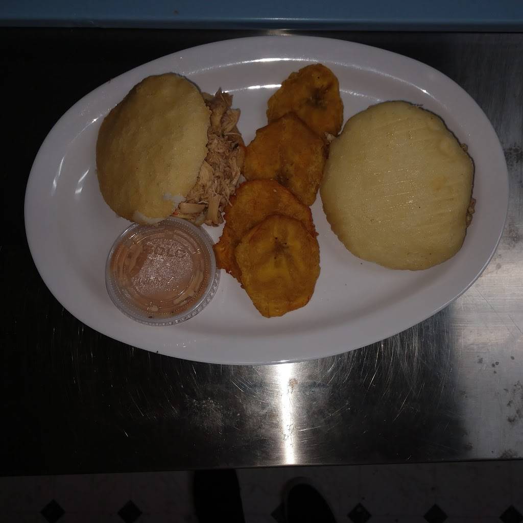 Olivias Empanadas | restaurant | 12 W Main St, Middletown, NY 10940, USA | 8453940001 OR +1 845-394-0001