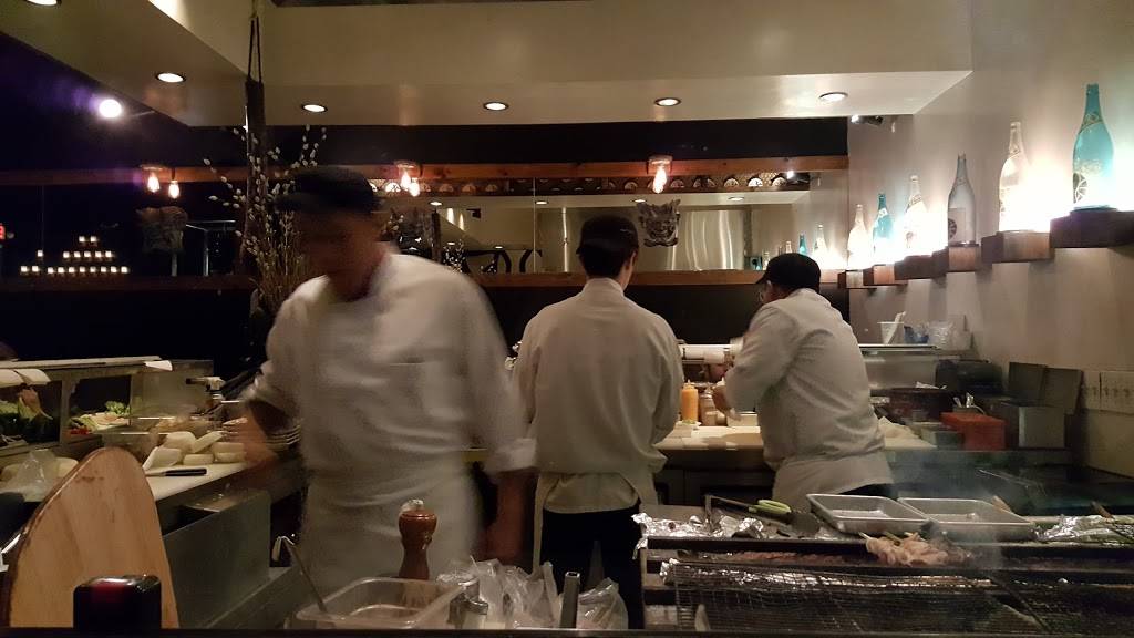 Robata JINYA | restaurant | 8050 W 3rd St, Los Angeles, CA 90048, USA | 3236538877 OR +1 323-653-8877