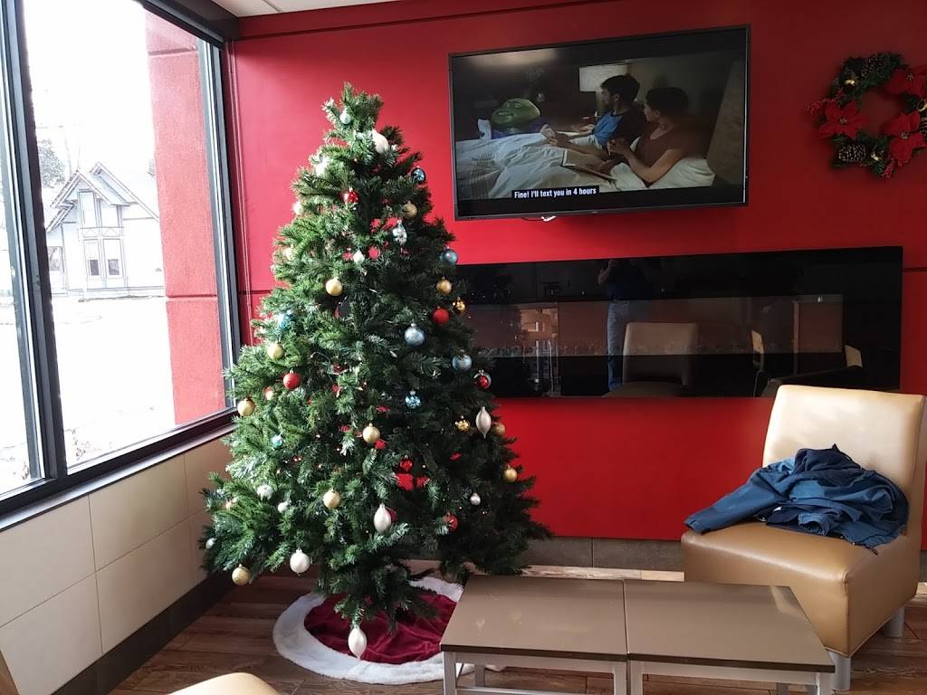 Wendys | restaurant | 616 N Main St, Crown Point, IN 46307, USA | 2196621434 OR +1 219-662-1434